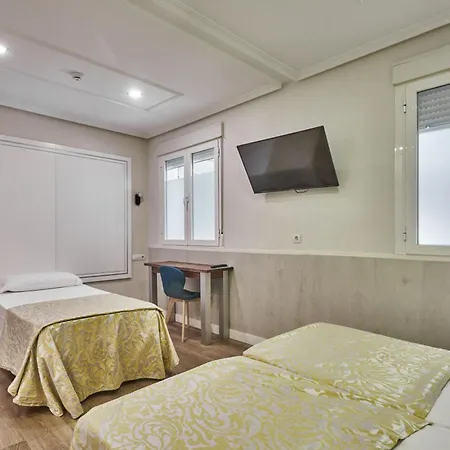 Hostal Madrid-3